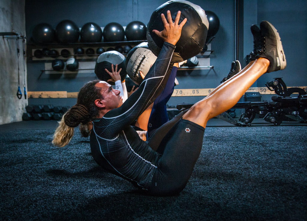 COMPRESSION LONG SLEEVE SHIRT - dynamicathletica