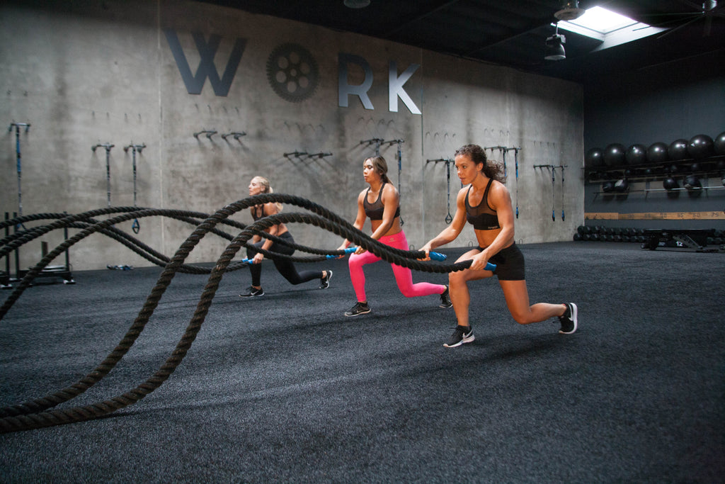 WOMENS COMPRESSION SHORTS - dynamicathletica